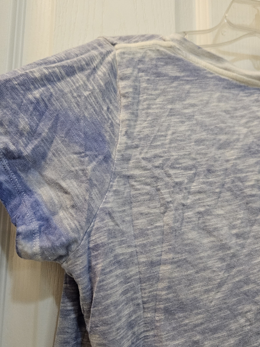 Texas Rangers V-Neck Distressed Marble T-Shirt – Size Large - Picture 8 of 9